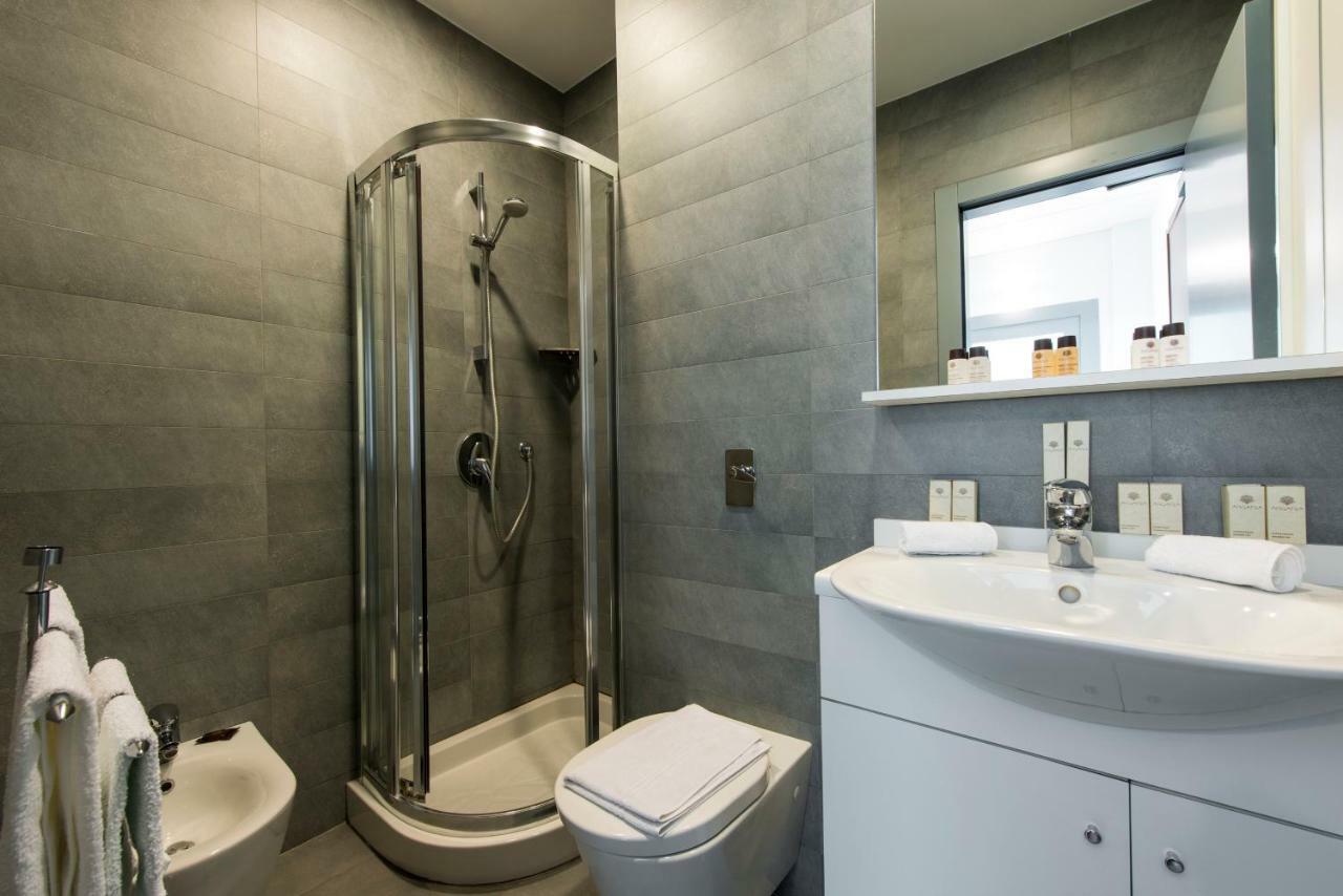Bnbutler - Duomo - Galleria Unione * Milan