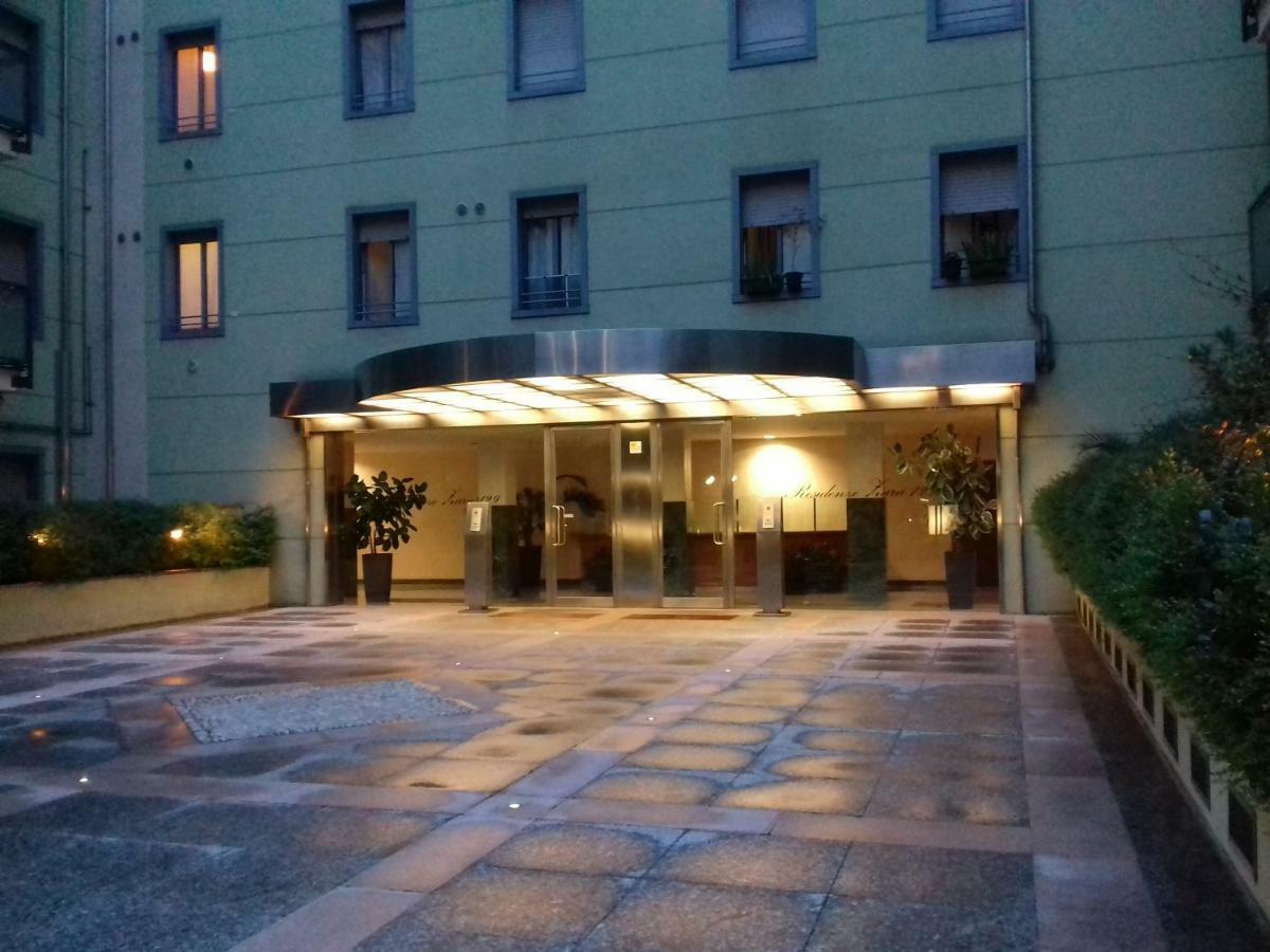 Appartamento Zara Cosy & Cheap Apt - Easy Parking Milano