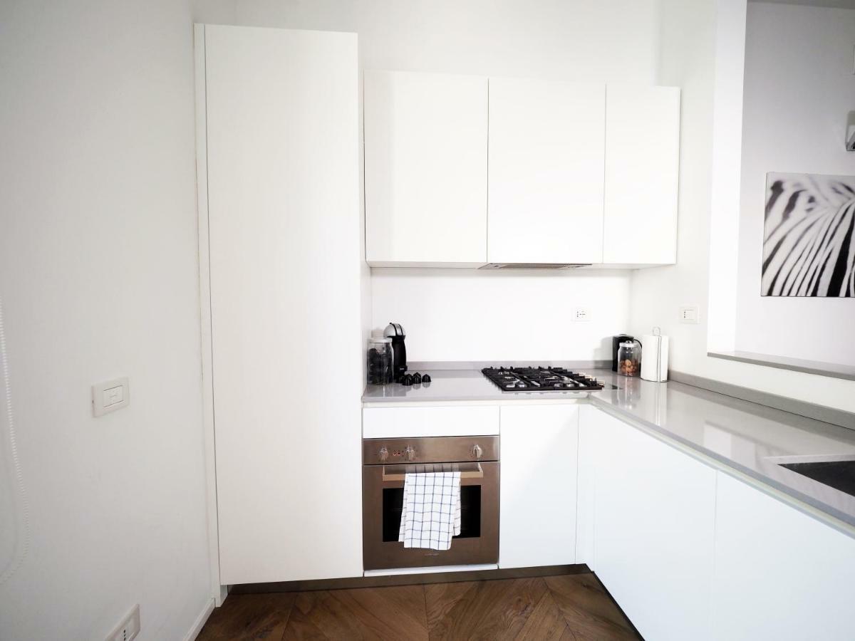 Turati 3 Apartment