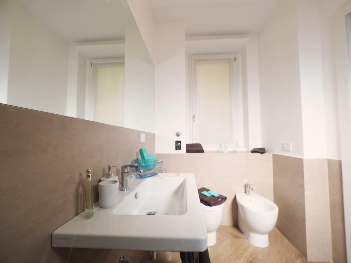 Turati 3 Apartment