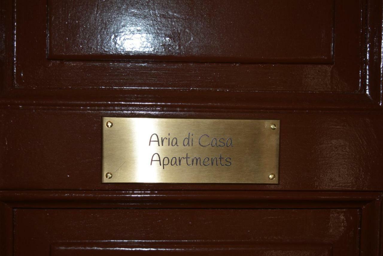 Aria Di Casa - Navigli Darsena Milan