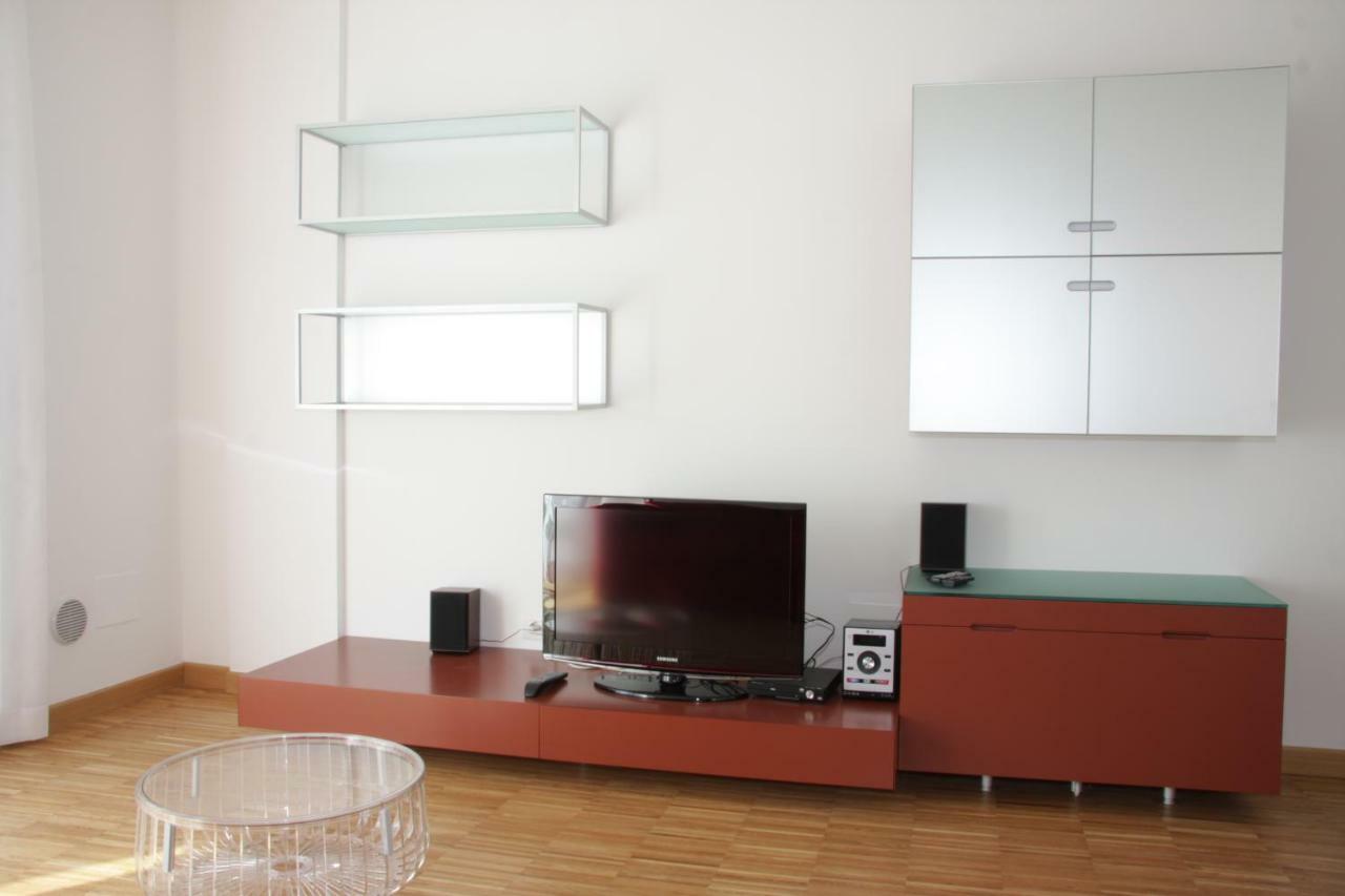 Apartment Vela Suites Centro Con Garage Milan