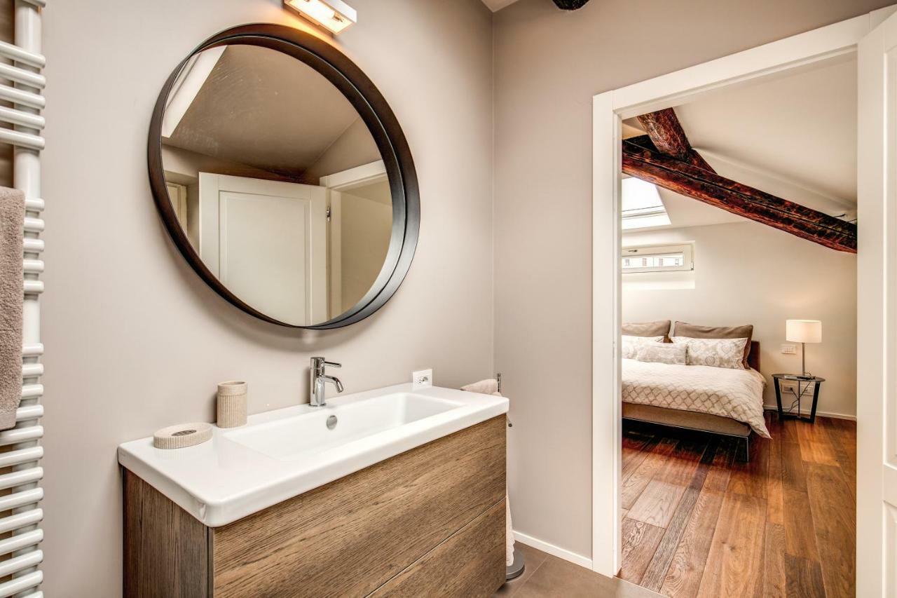 Apartment Luxurious In Milan