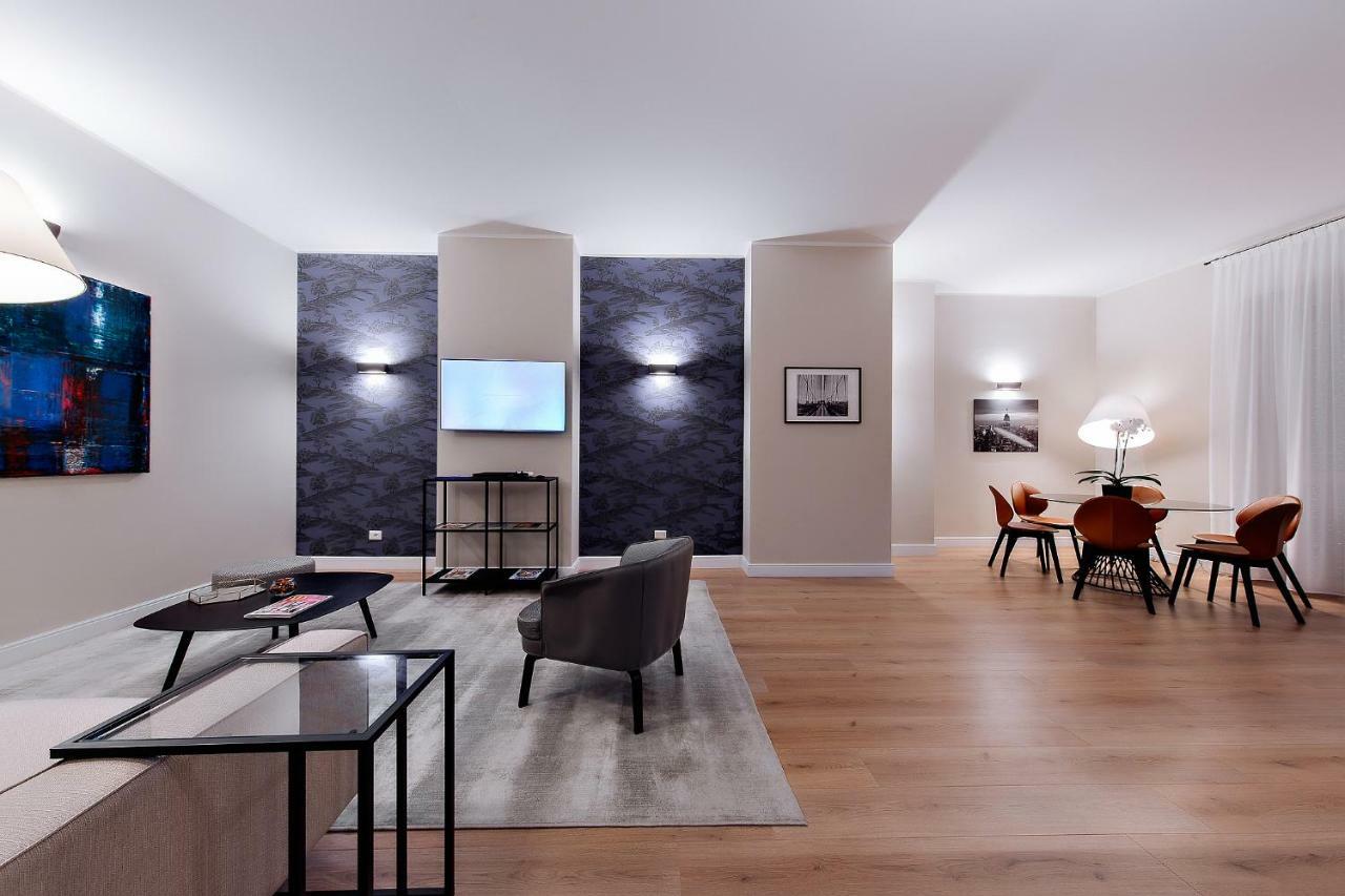 Manzoni Clc * Milan