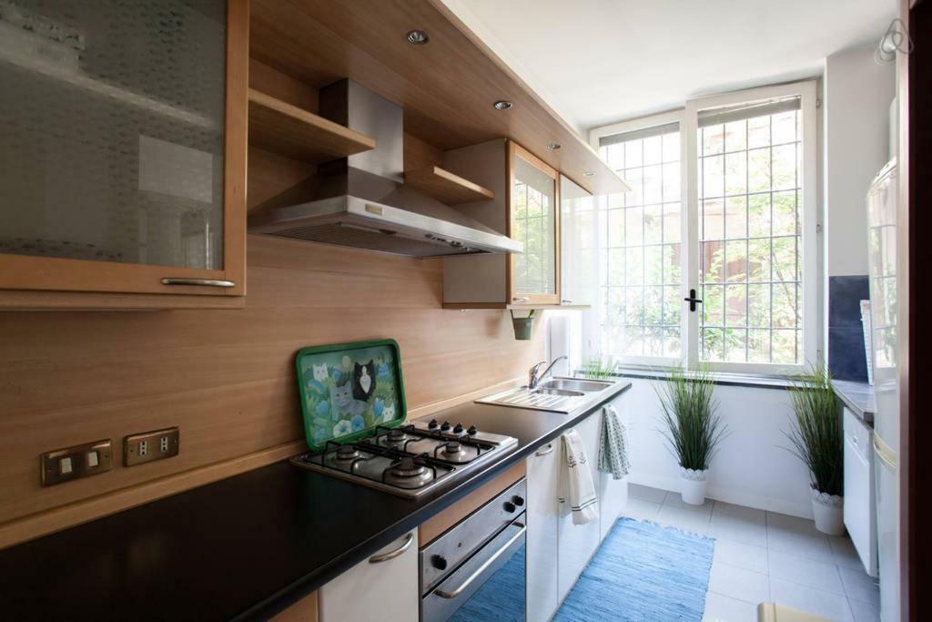 Charming Navigli Apartment Milan