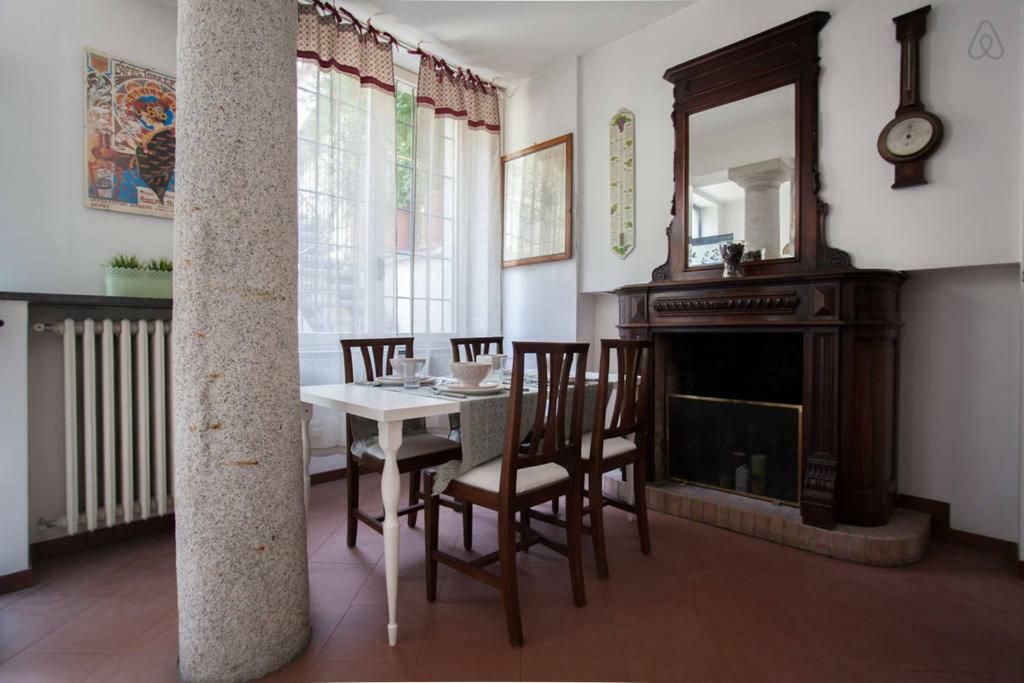 Charming Navigli Apartment Milan
