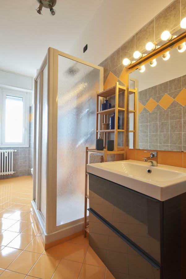Apartamento Famagosta 10 Milão