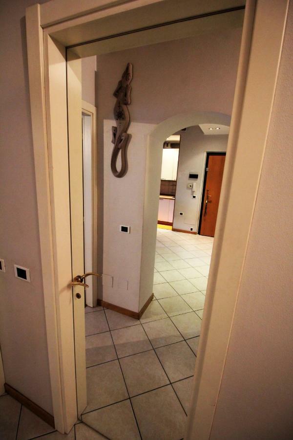 4 Via Pontida Apartment Milan