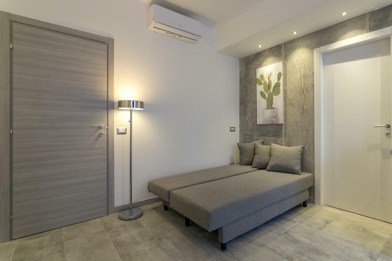 Apartment Central Station Intimate Apt