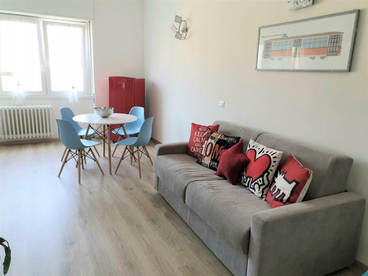 Apartment 34 Via Giulio Carcano Milan