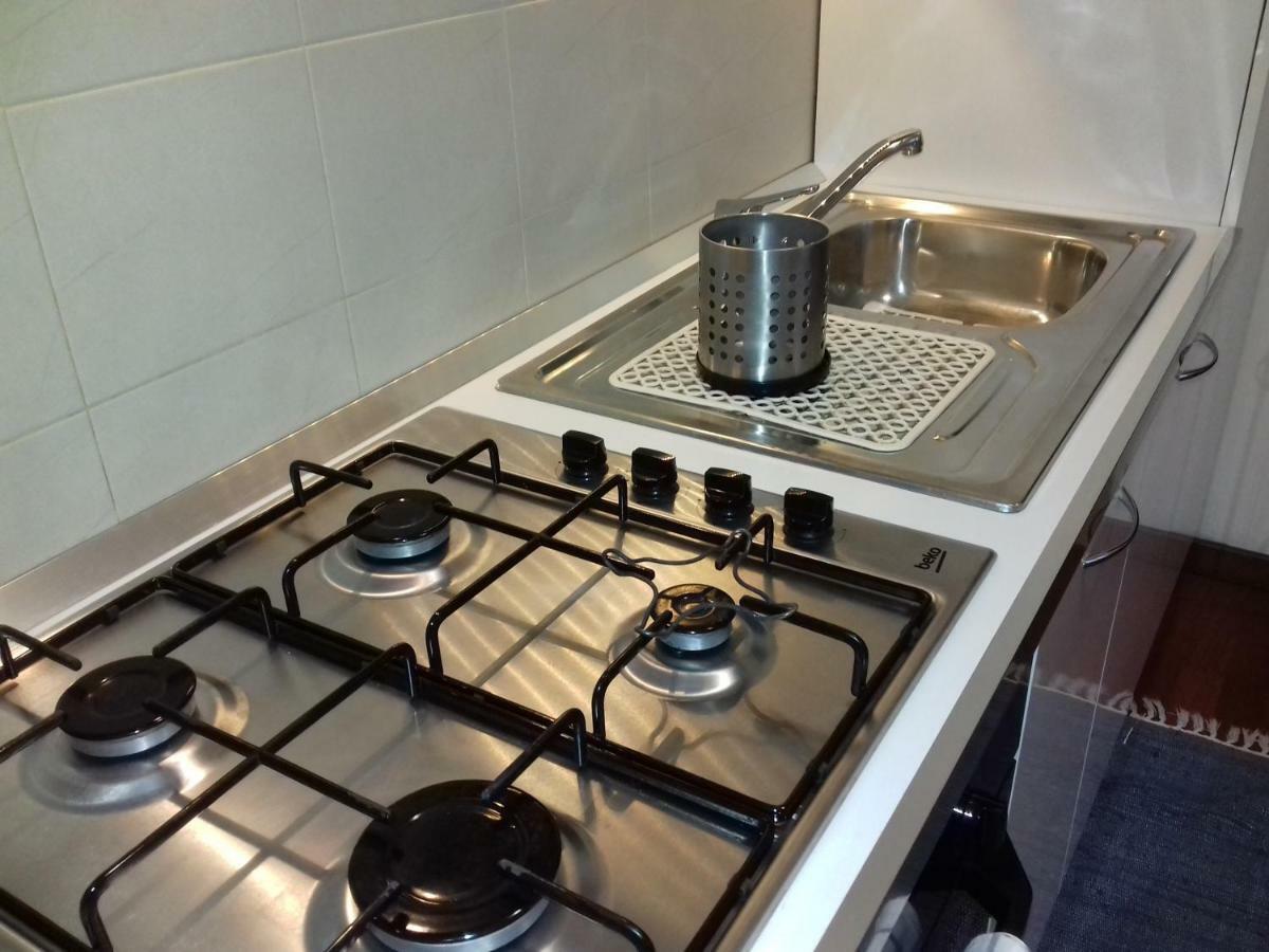 Zara Cosy & Cheap Apt - Easy Parking Appartamento Milano
