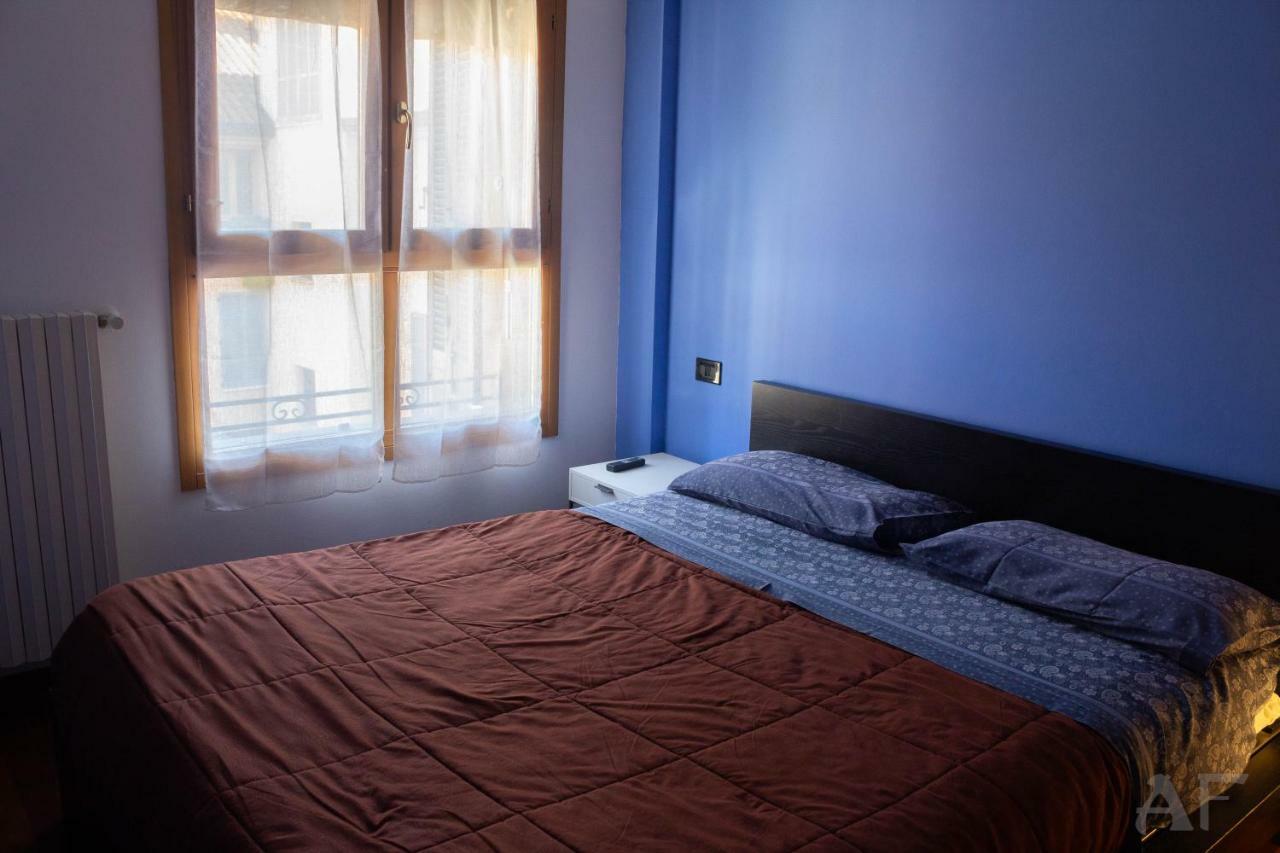 Apartment Corso San Gottardo - Darsena Flat Milan