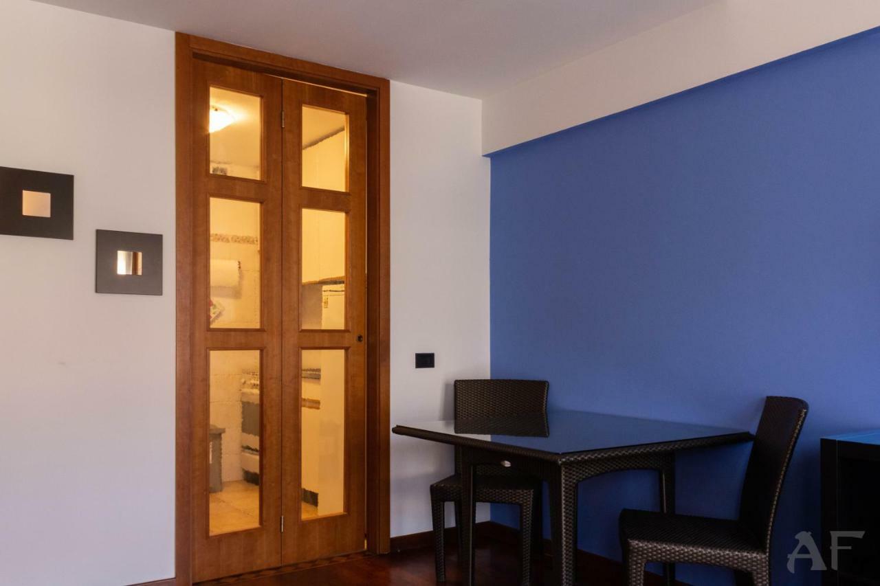 Corso San Gottardo - Darsena Flat Apartment Milan