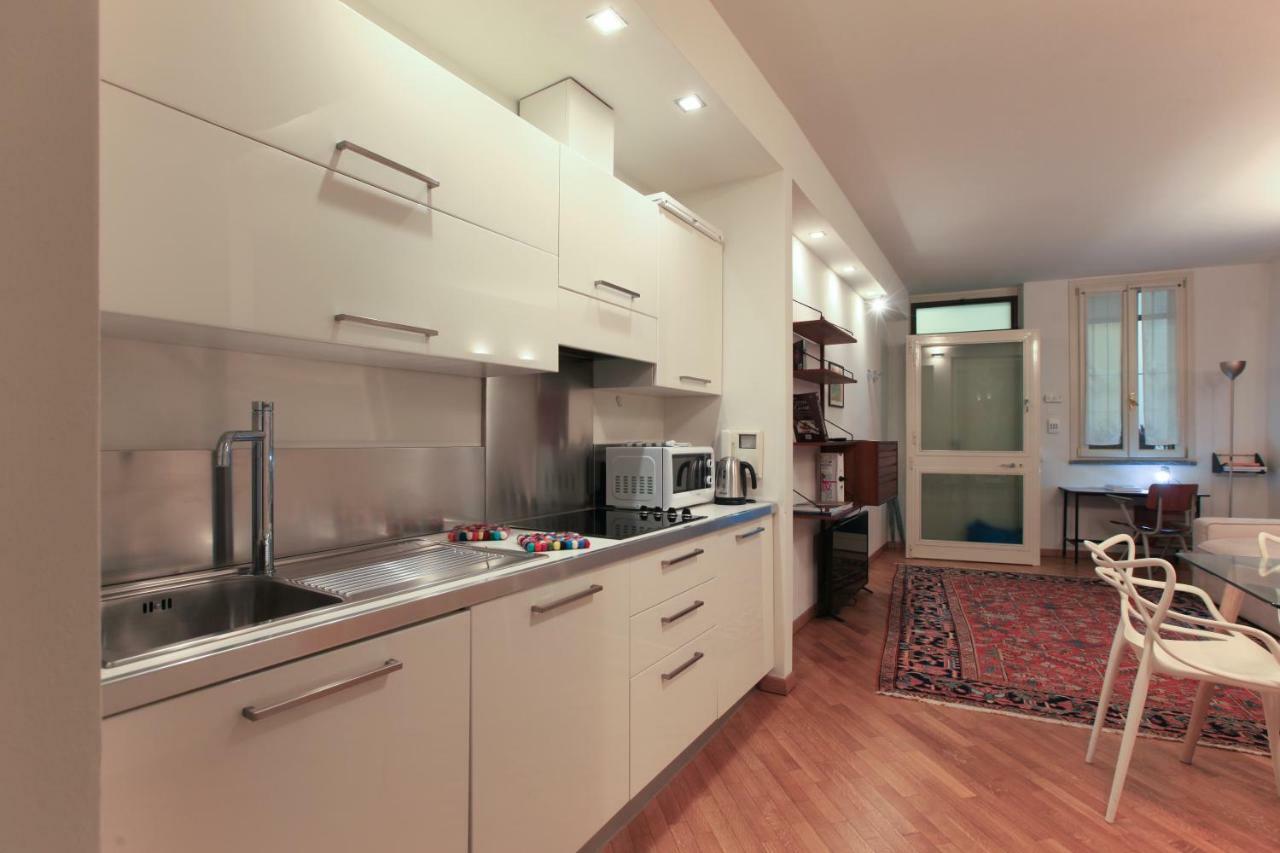 Hozyhome - Lovely Flat In Via Madonnina 23 Apartamento *