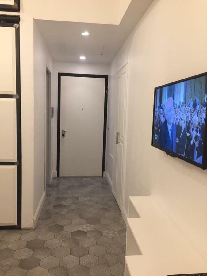 Apartment Bocconi B42 *