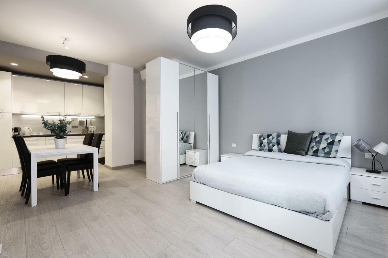 Center - Porta Romana Apartment *