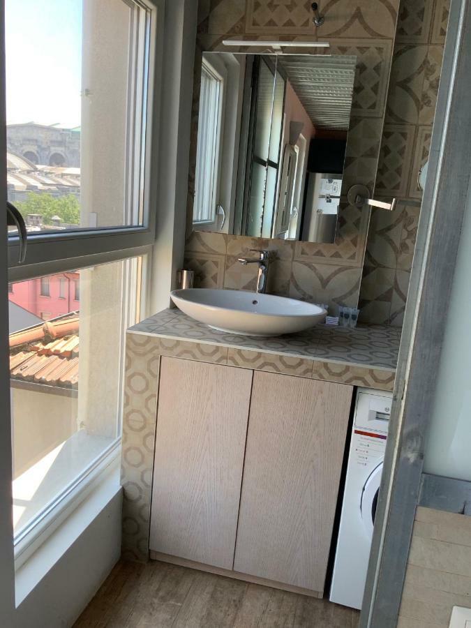 Luxury Unique View Near Main Station Apartment Milan