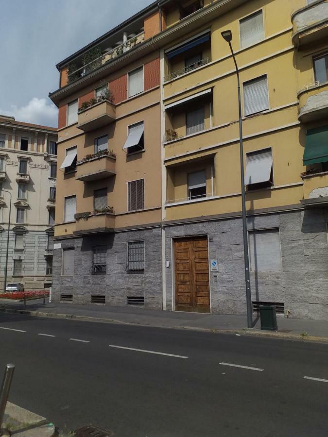 Meta Italy Da Silvia Apartment Milan