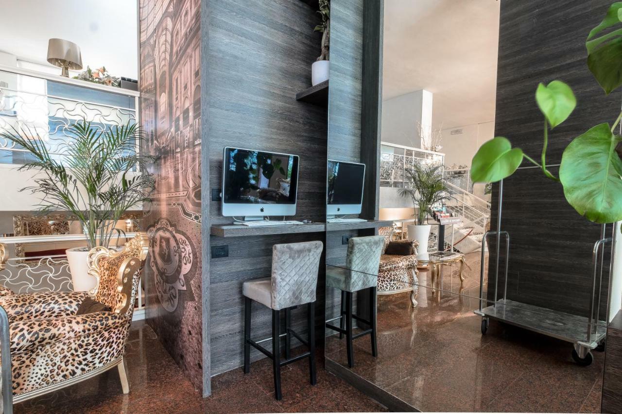 Canova 3* Milano