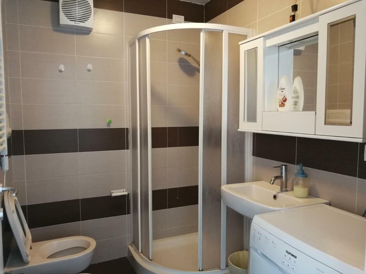 Dm 27 Apartment *