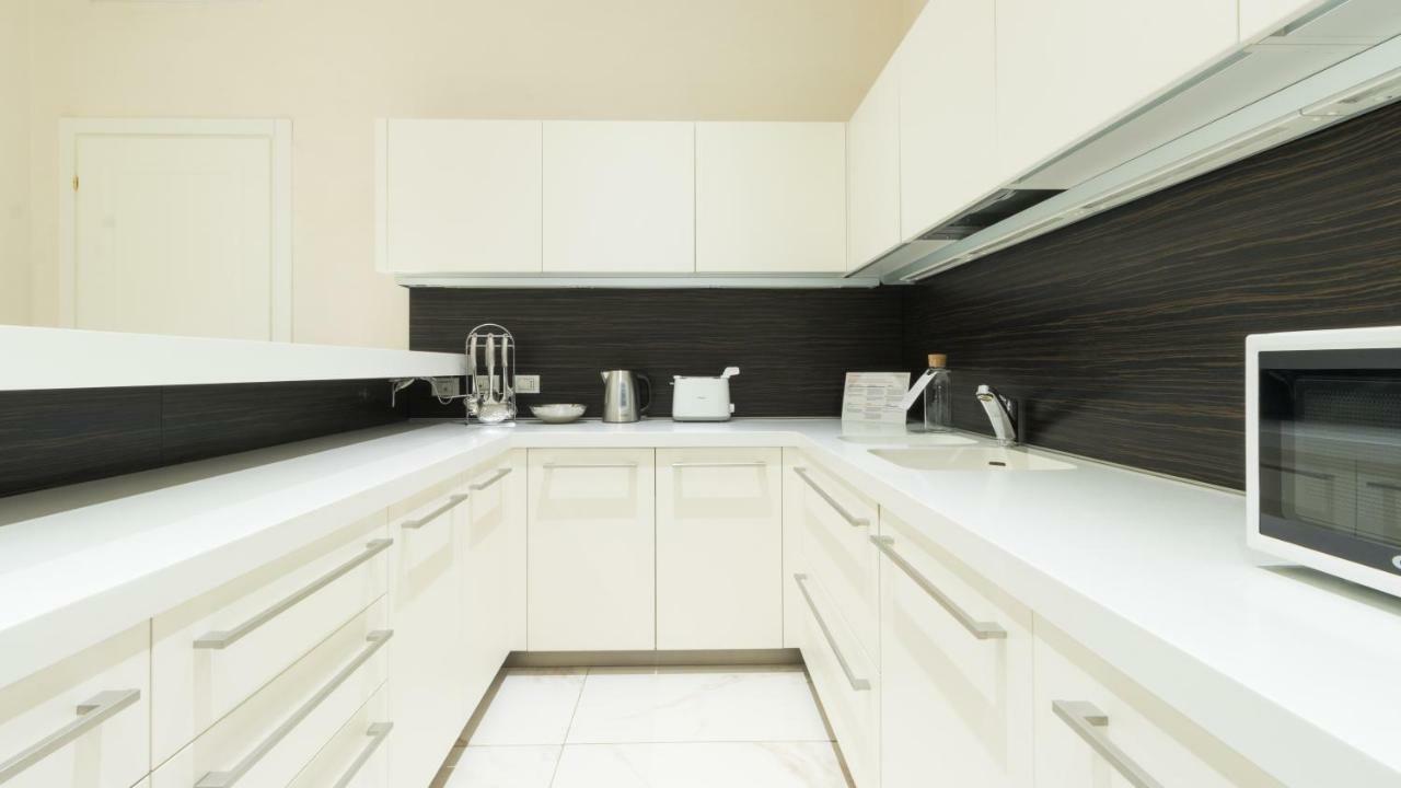 Apartment Italianway - Durini 23 Milan