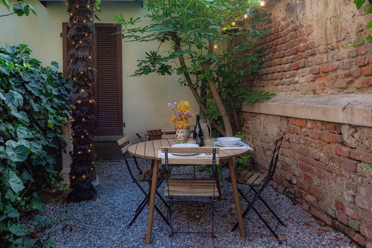 Secret Garden In The Heart Of Isola Apartamento Milão
