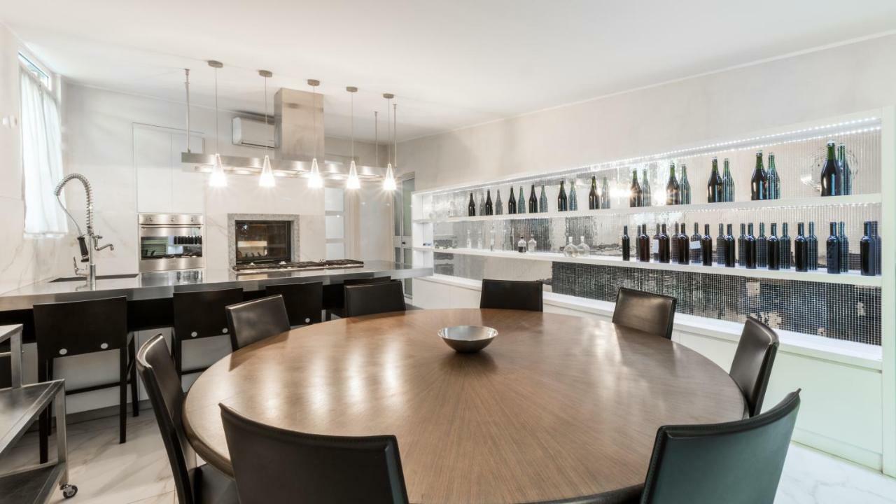 Italianway - Durini 23 Apartment Milan