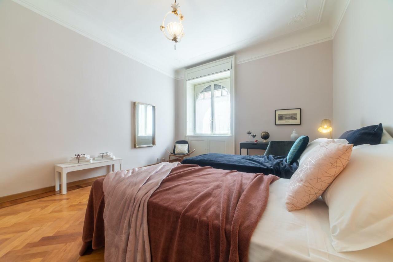Joivy Sophisticated 3-bed Flat With Desk * Milan