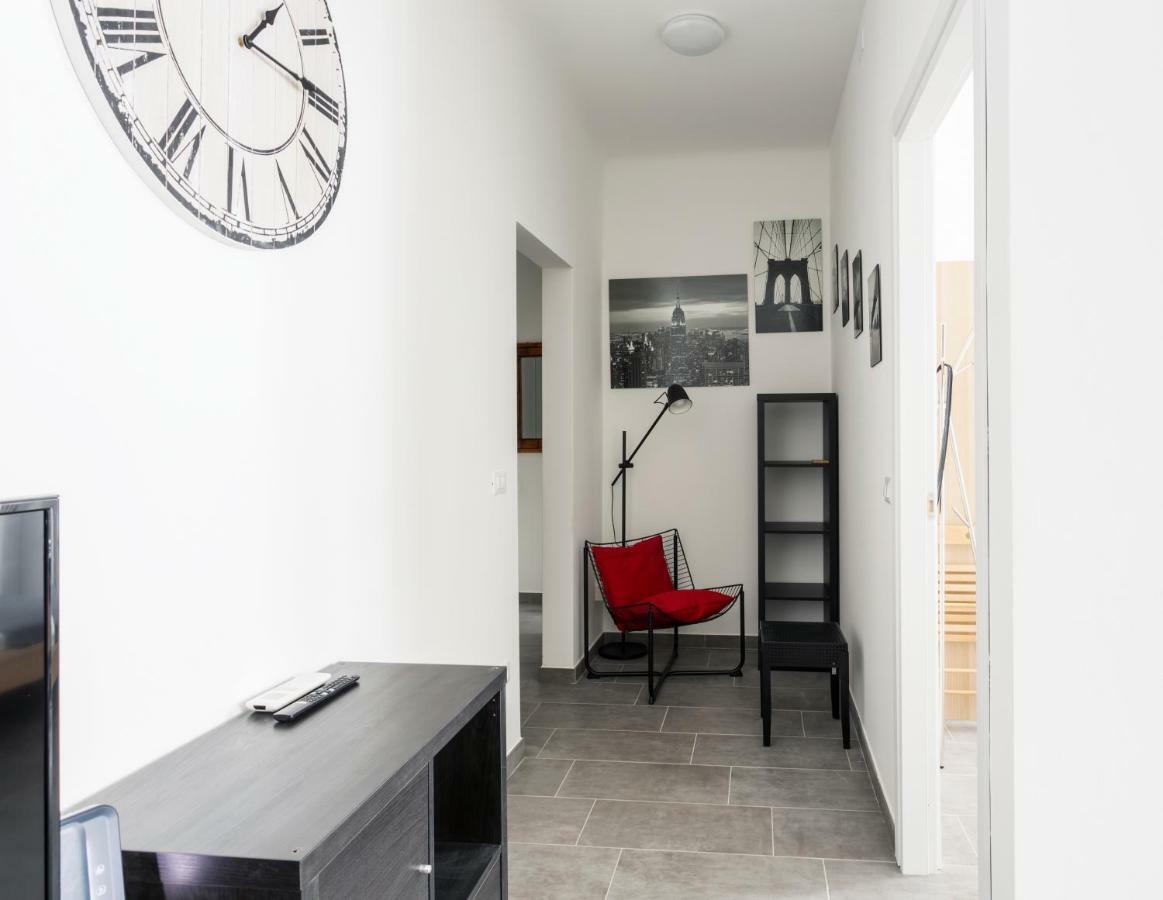 Comfortable Family Group Via Paruta Appartamento Milano