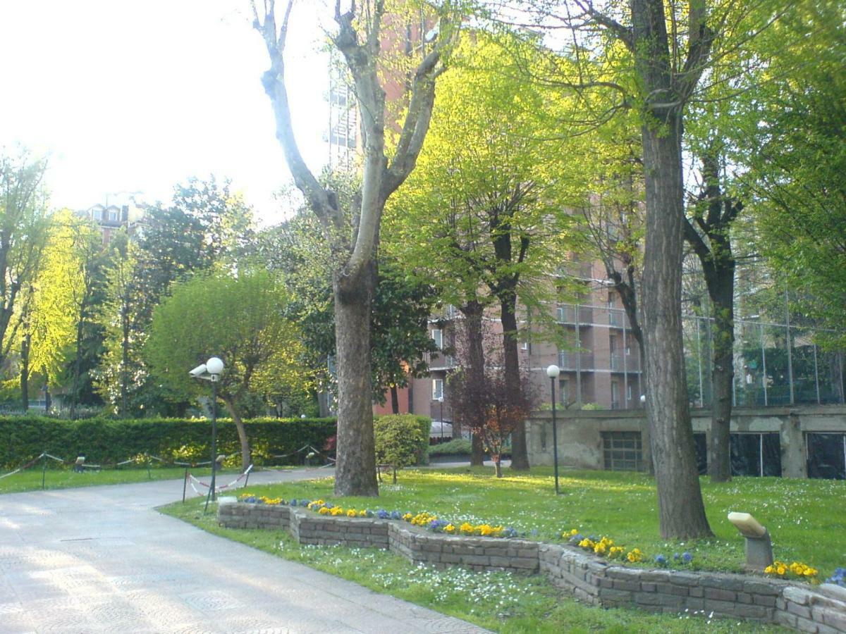 Aparthotel Ih Argonne Park 3*