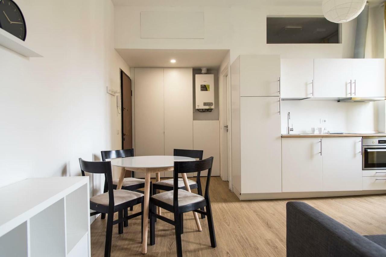 Zen In Sarpi/sempione District Apartment