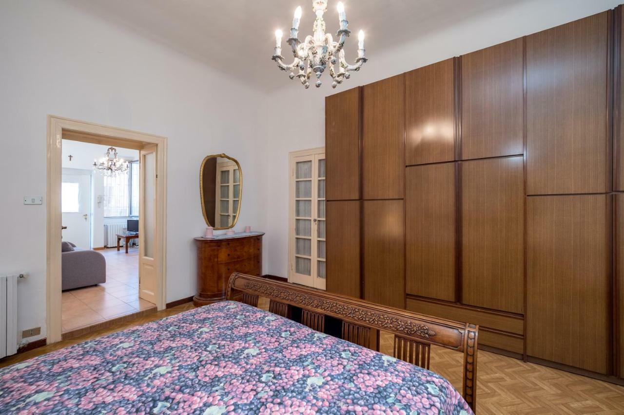 Viale Corsica * Milan