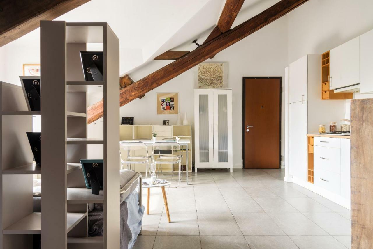 Apartment Joivy Top-floor Studio By Vittorio Formentano Park Milan