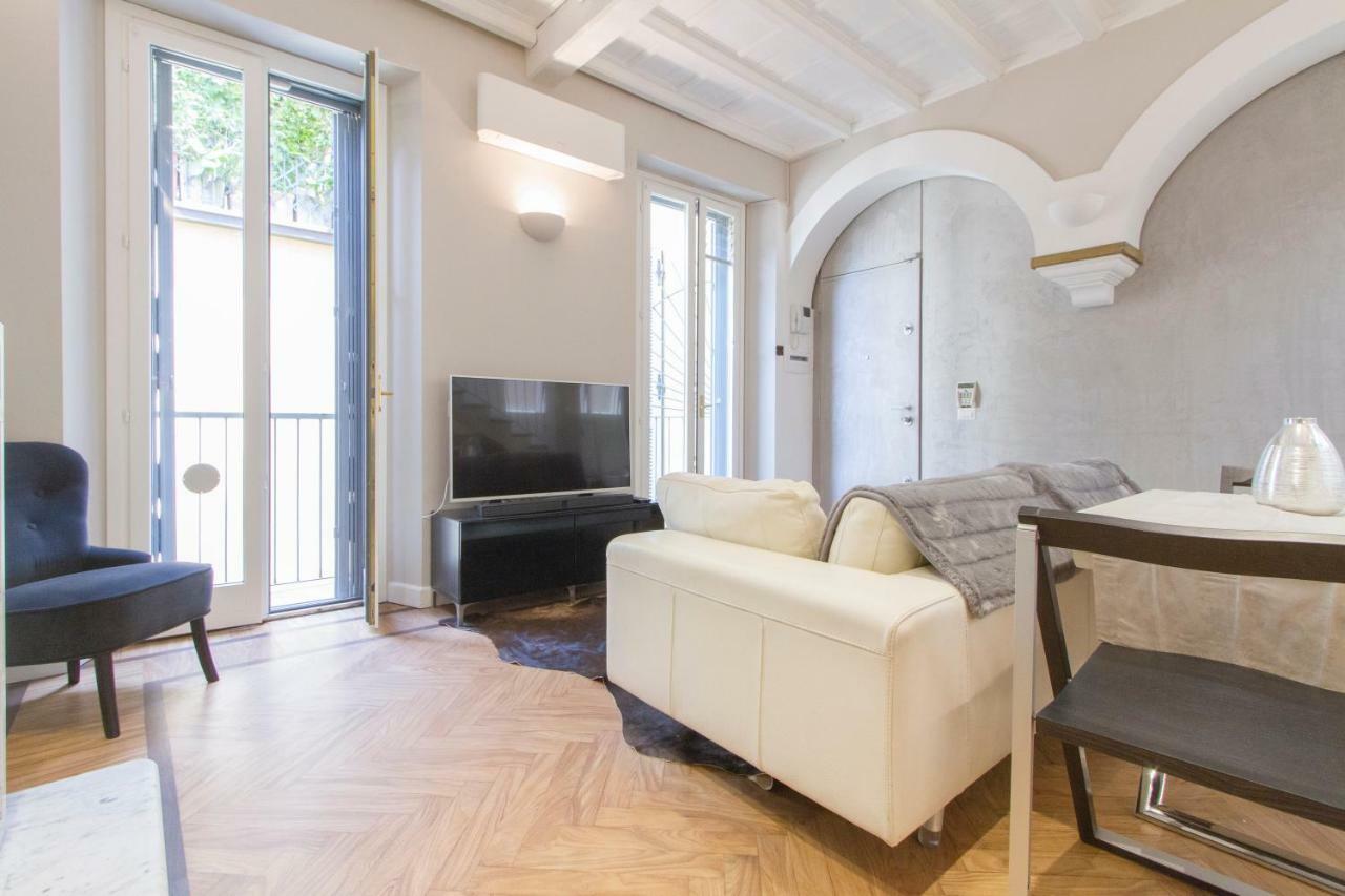 Apartment Elegante E Completamente Arredato In Duomo *