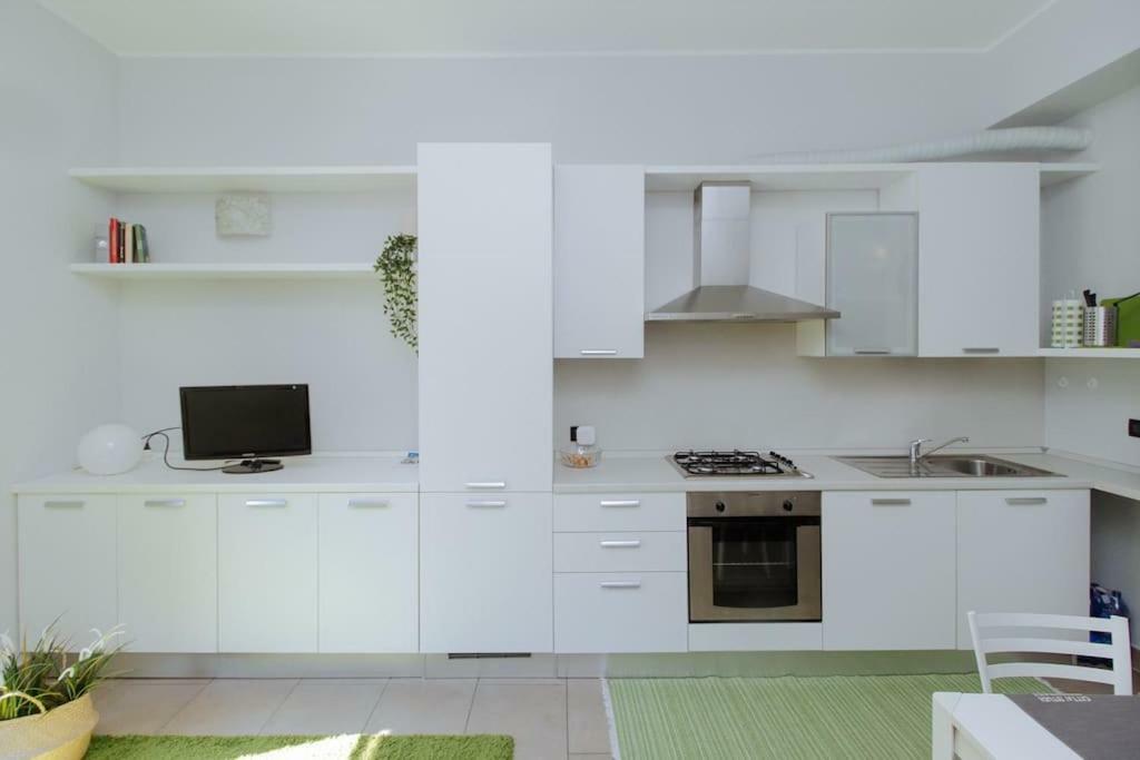 Apartment Spacious And New In Citta Studi Milan