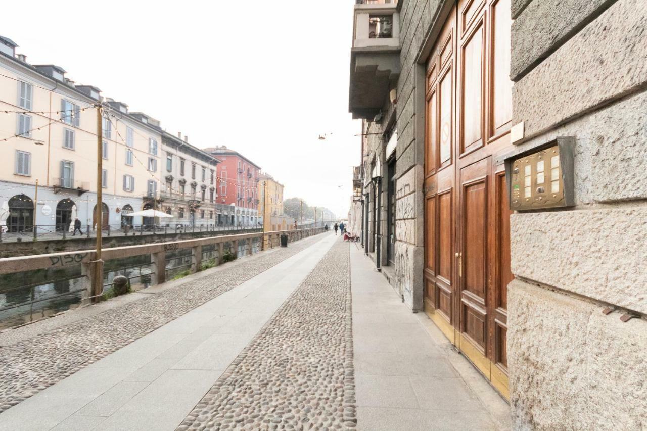 Alzaia 54 Navigli * Milan
