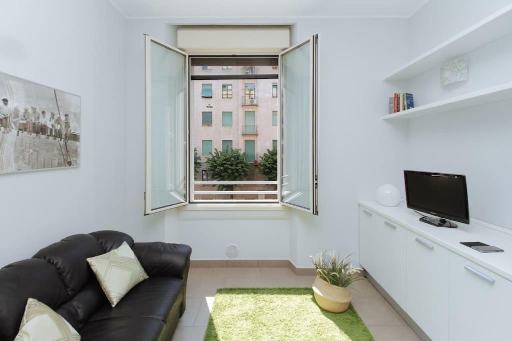 Spacious And New In Citta Studi Apartment Milan