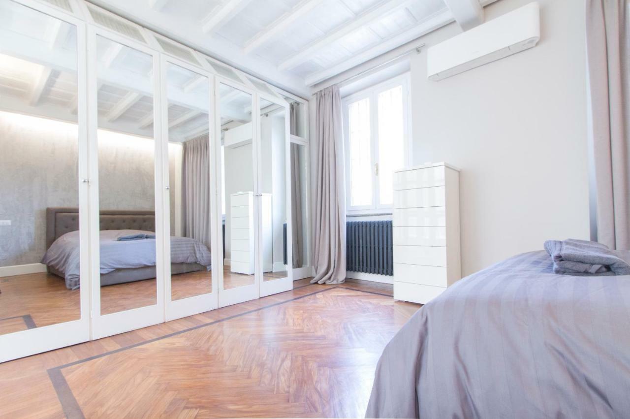 Elegante E Completamente Arredato In Duomo Apartment Milan