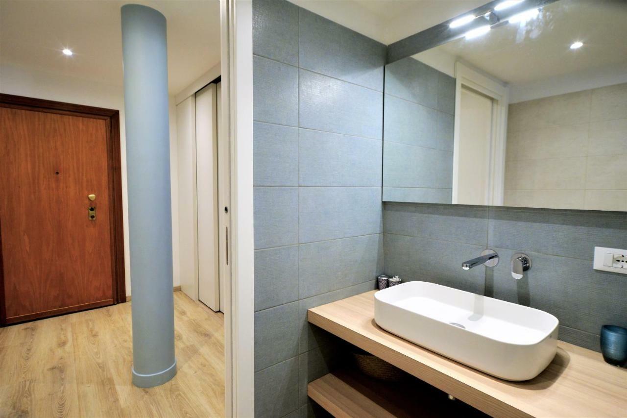 Apartment 34 Via Giulio Carcano *