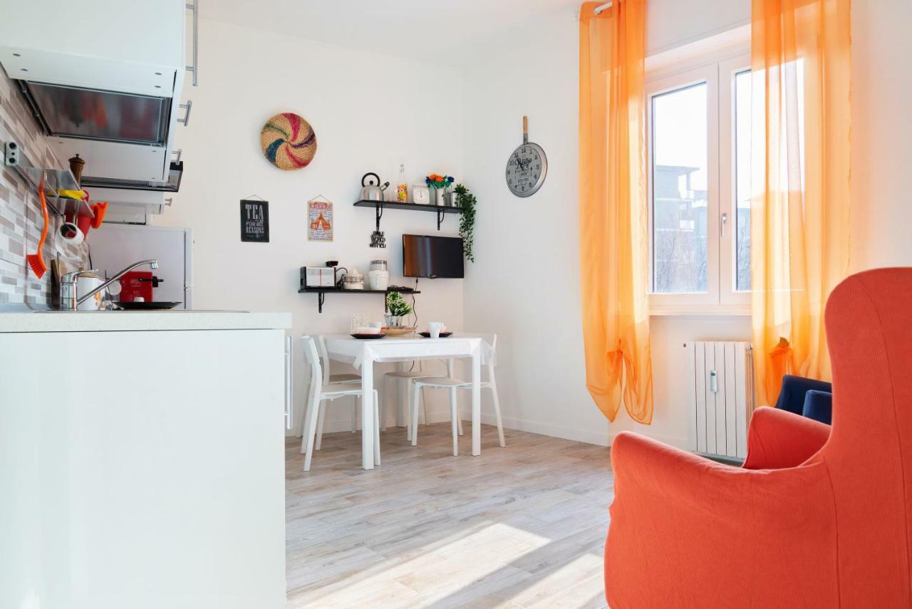 Apartment Flatty Apartments- Alserio Milan