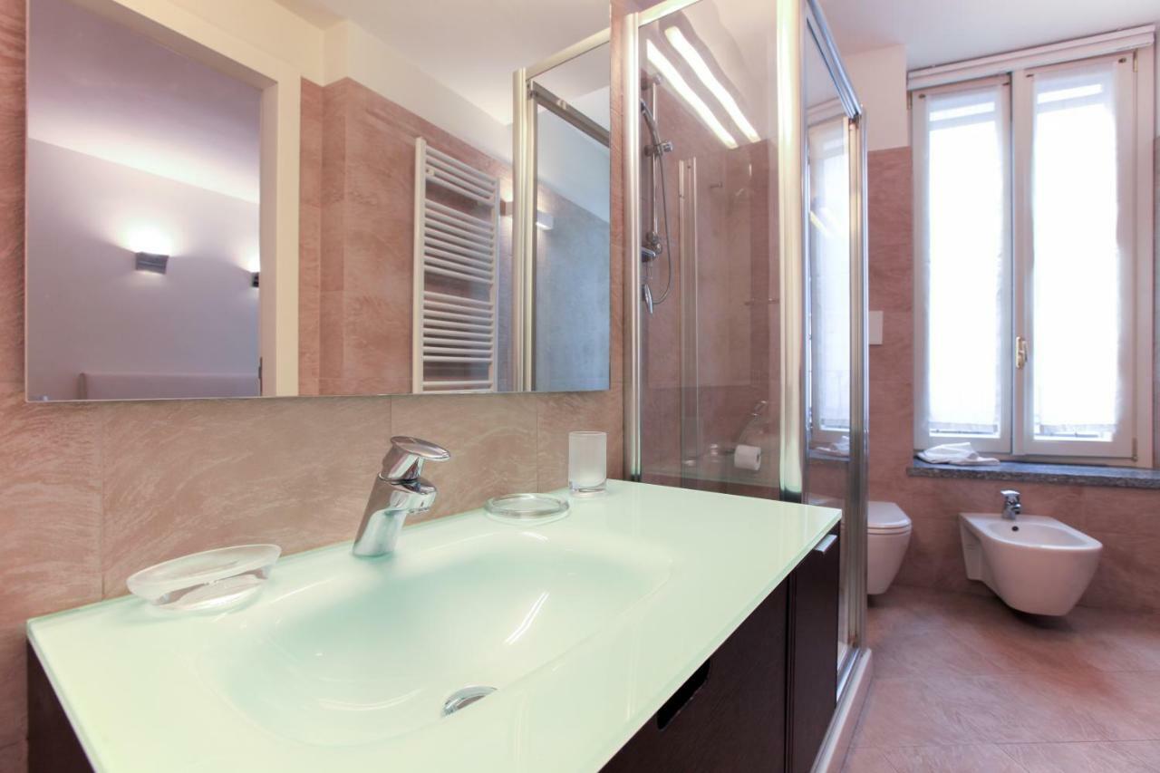 Appartamento Hozyhome - Lovely Flat In Via Madonnina 23 *