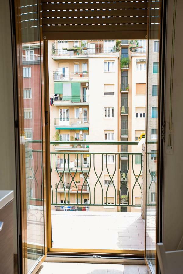 Lorenteggio Apartment *