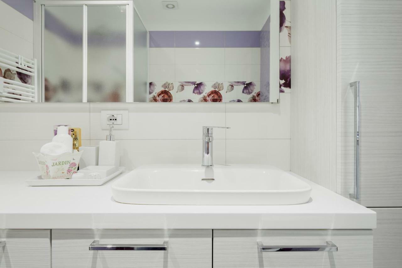 Charming On The Darsena Navigli - Pulizia Eccezionale Apartment