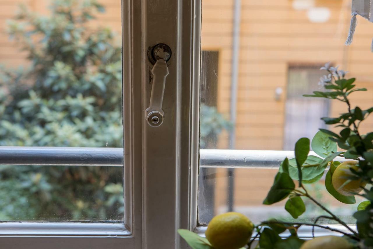 Apartment Vincenzo Monti Milan
