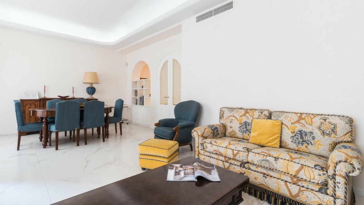 Italianway - Durini 23 Apartment Milan