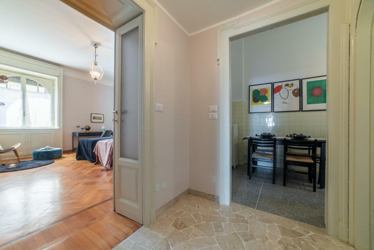 Joivy Sophisticated 3-bed Flat With Desk Apartment Milan