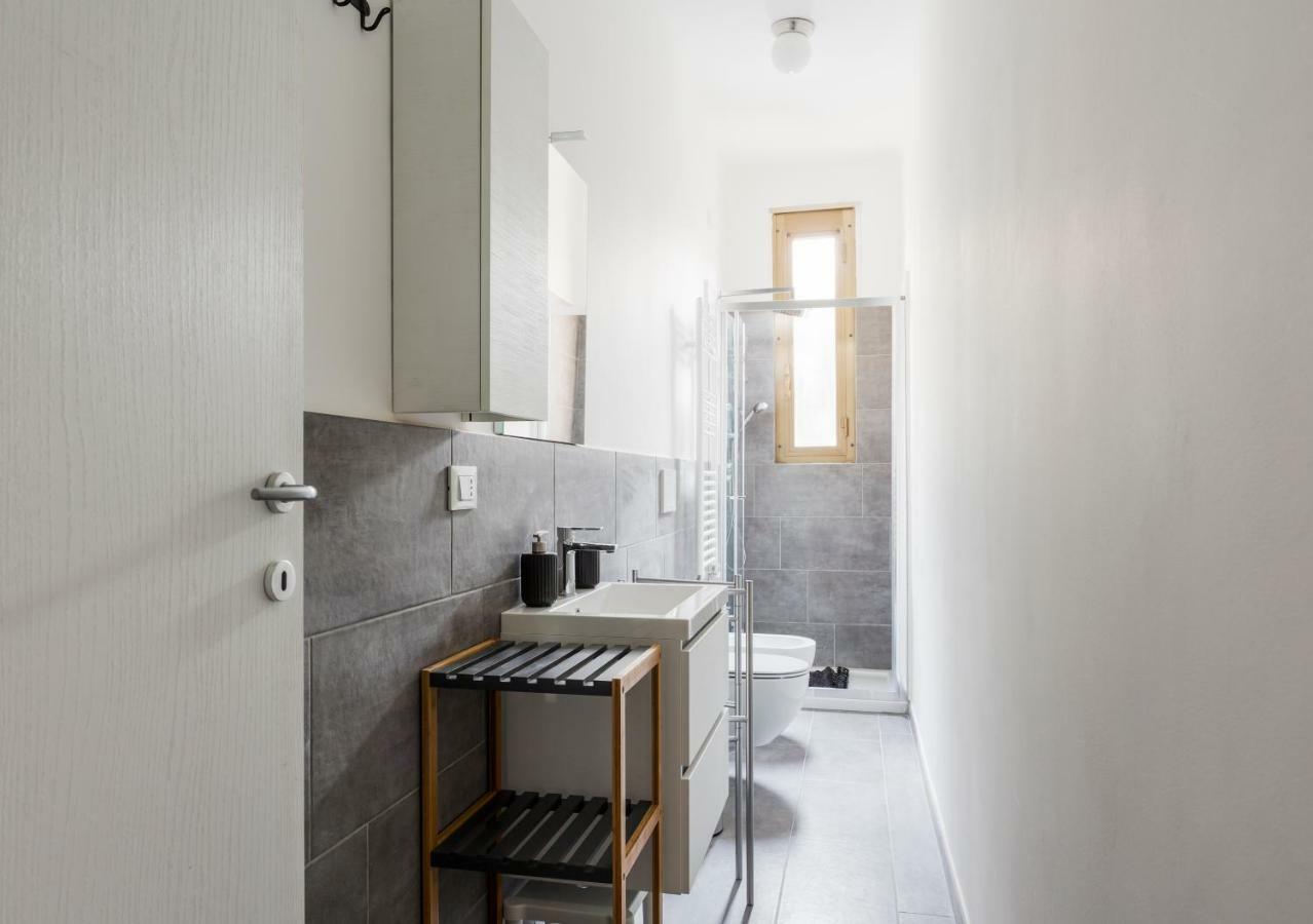 Comfortable Family Group Via Paruta Appartamento Milano