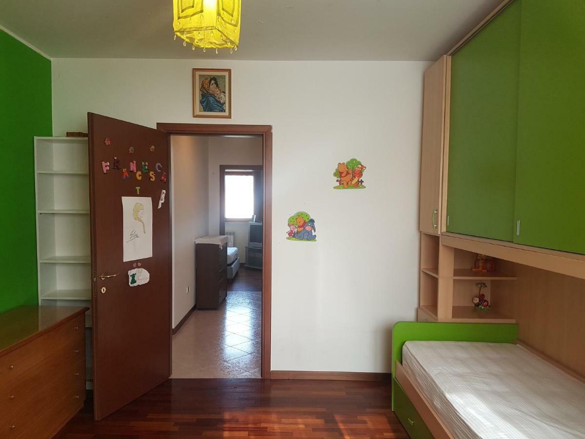 Gonin Apartment *