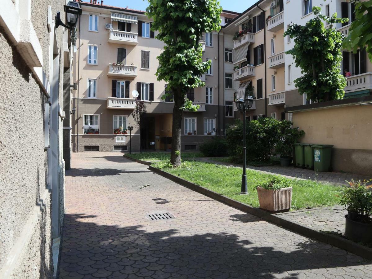Paki Nel Cuore Dei Navigli Di Apartamento Milão