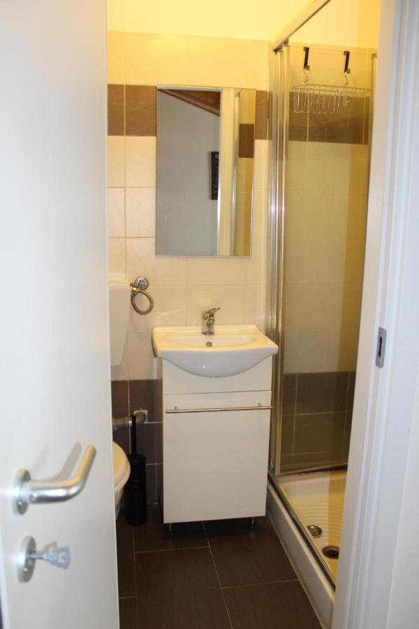 Viale Monza 83 Apartment *